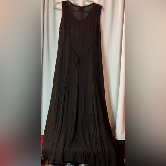 Long sleeveless Maxi Black Dress Country Farm Size Medium Floral Embroidery - Picture 4 of 5